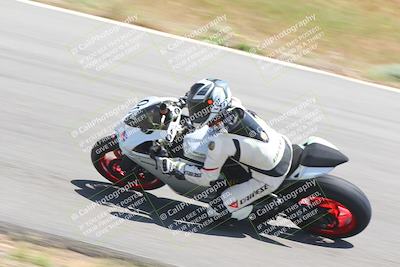 media/Apr-23-2023-TrackXperience (Sun) [[90816c9ee1]]/Level 2/session 4 turn 4/